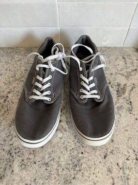 Women’s Vans Gray Size 9
